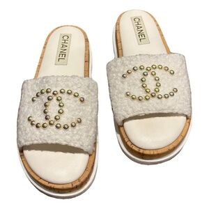 CHANEL Women’s White Bouclé Iridescent Pearl CC Slide Sandals Cork Platform 41